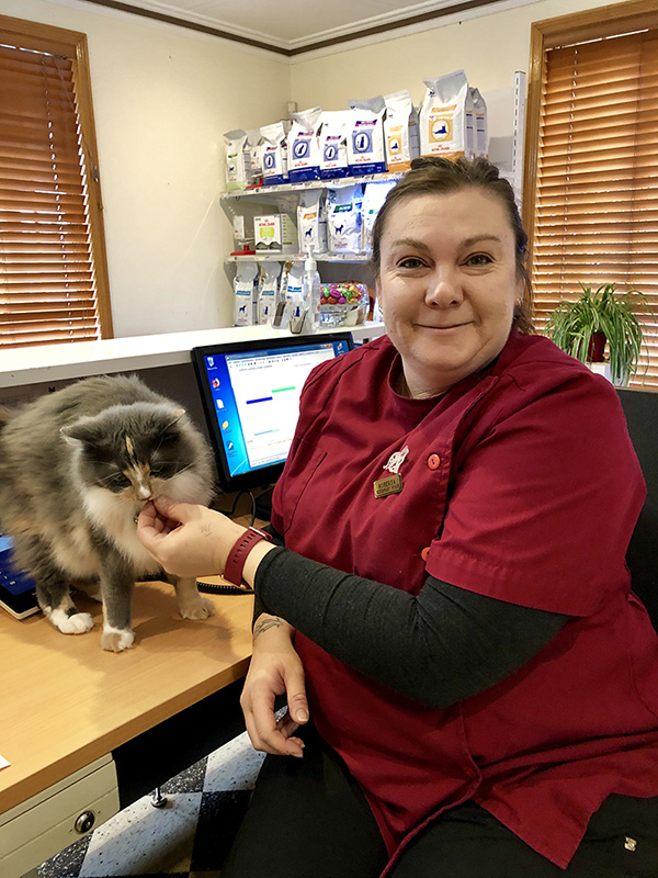 Roberta Hoppers Crossing Veterinary Clinic & Hospital